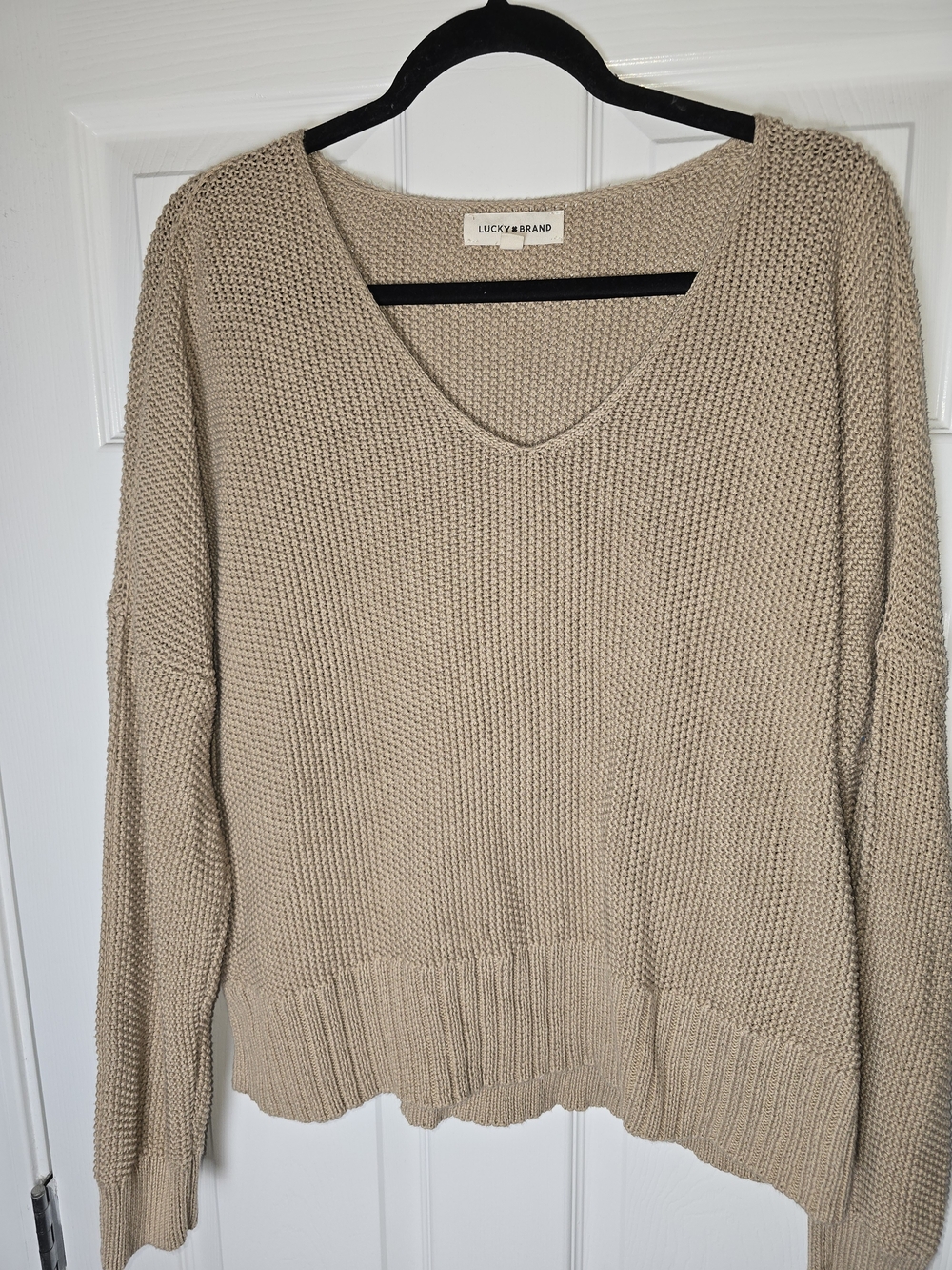 Lucky Brand Women's Tan V-Neck Knit Sweater Size Large